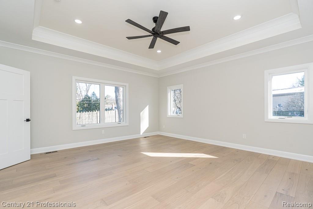 53242 Eastbourne Drive, Shelby Twp, MI 48316 — Photo 29