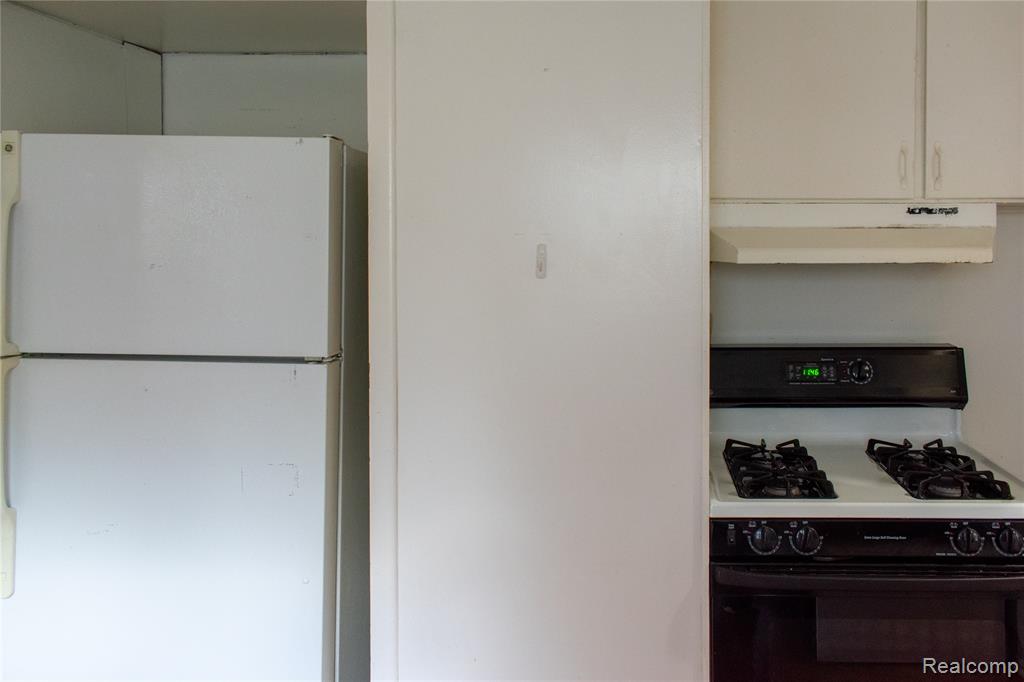 26536 Dartmouth Street, Madison Heights, MI 48071 — Photo 10