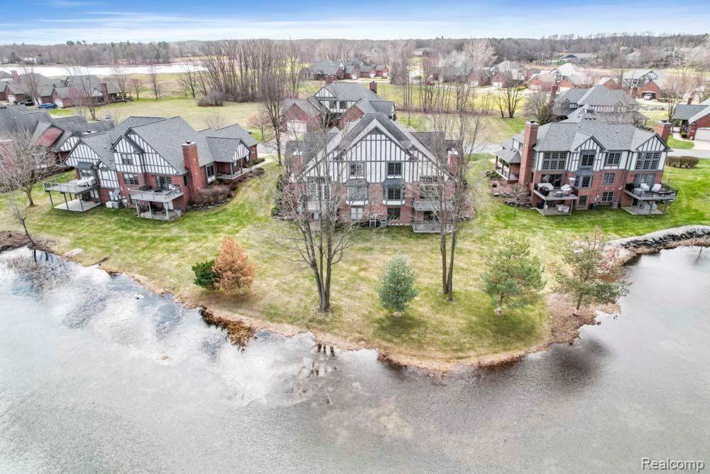 71 BURNIAH Lane, Lake Orion, MI 48362 — Photo 41