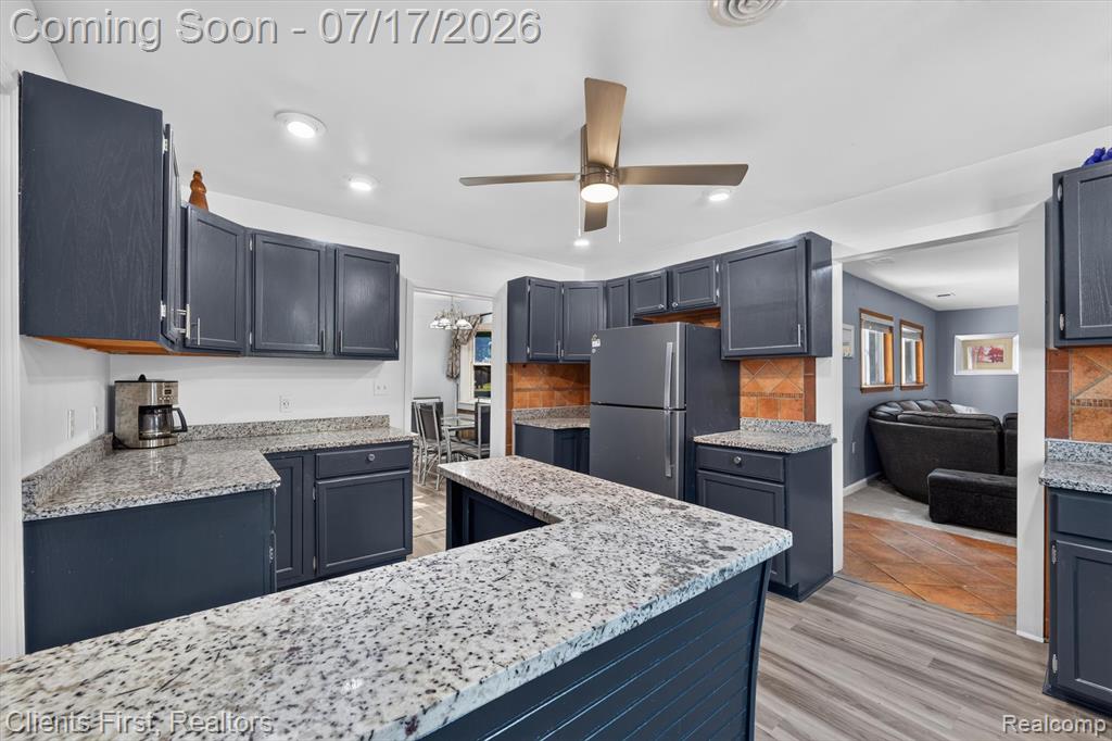 36852 Chase Street, Romulus, MI 48174 — Photo 8