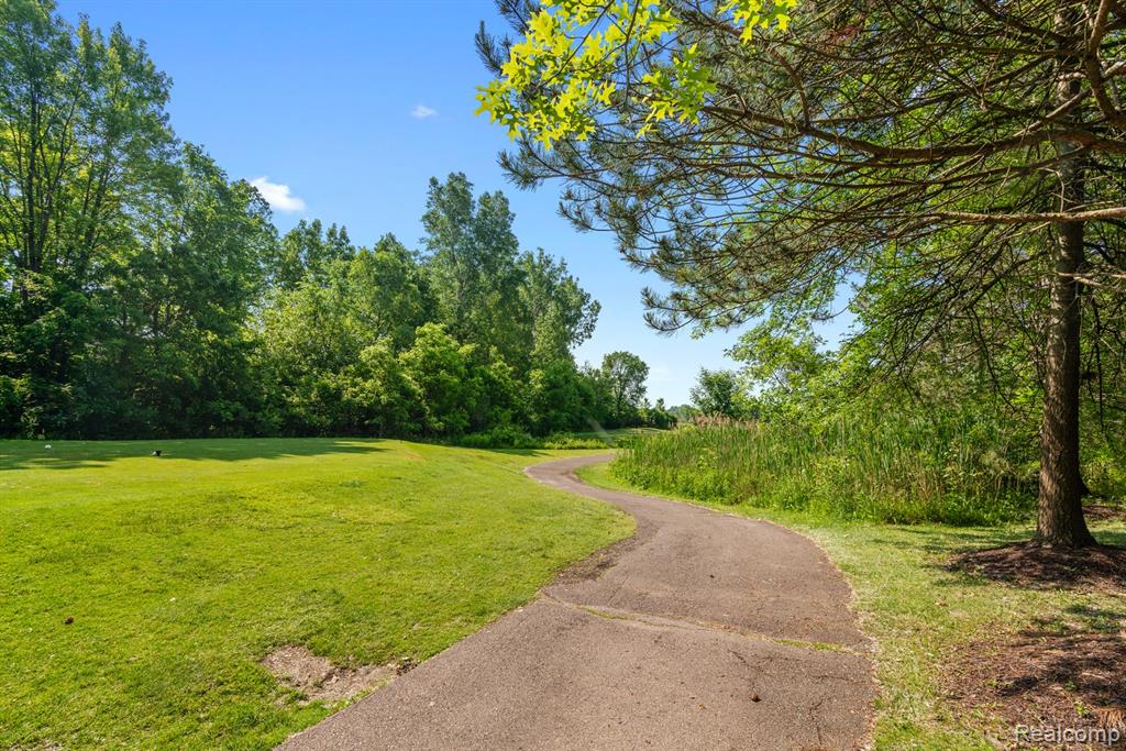 2065 Pinecroft Drive, Canton, MI 48188 — Photo 24