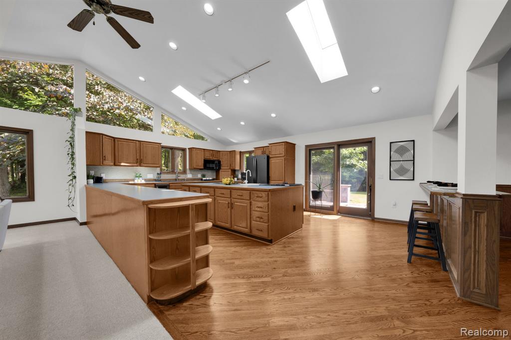 940 W Predmore Road, Oakland, MI — Photo 25