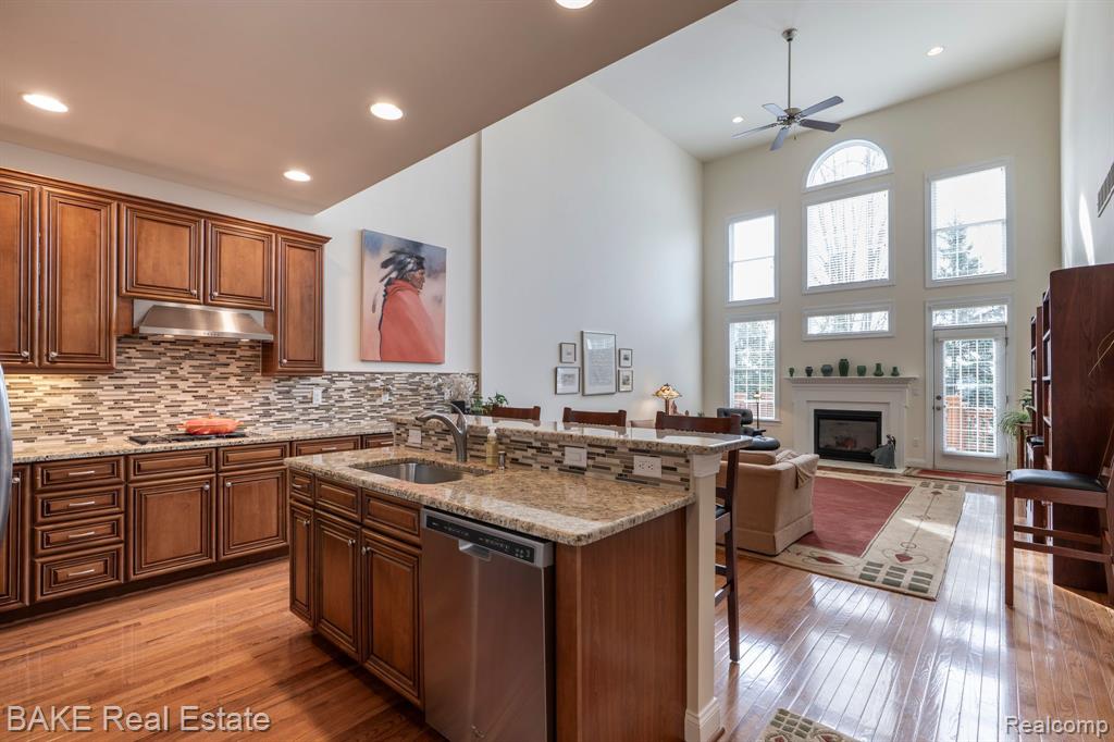 44951 Broadmoor Circle S, Northville, MI 48168 — Photo 18