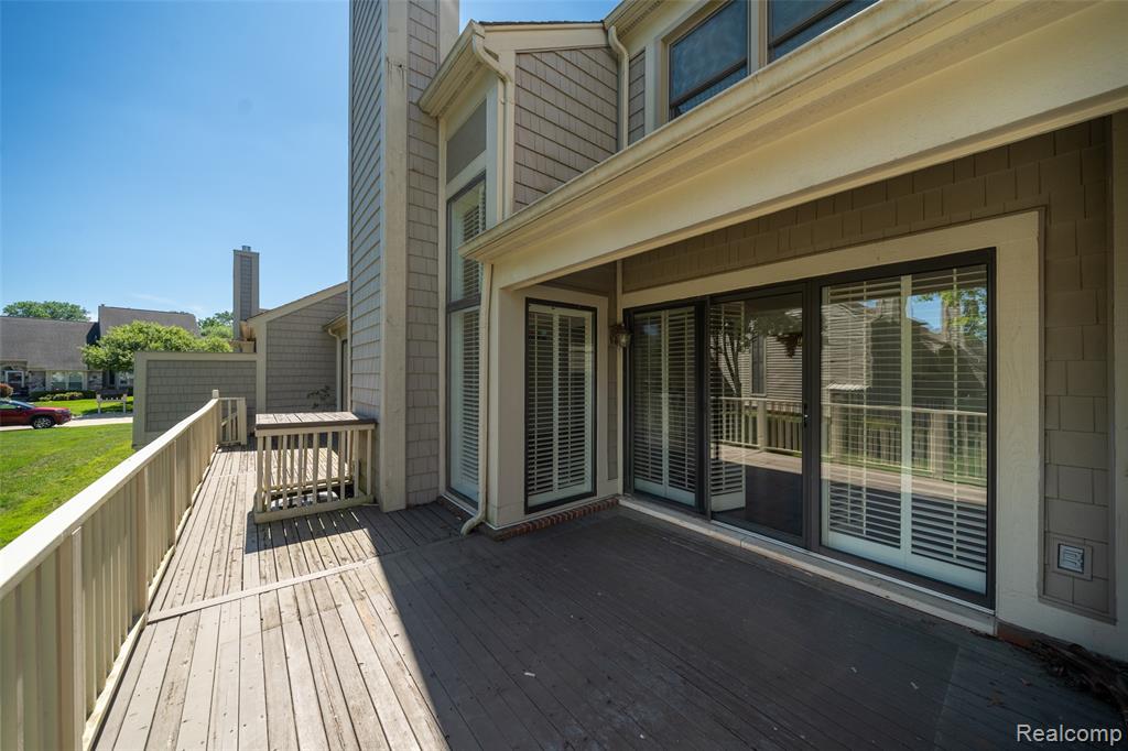 881 Tartan Trail, Bloomfield Hills, MI 48304 — Photo 30
