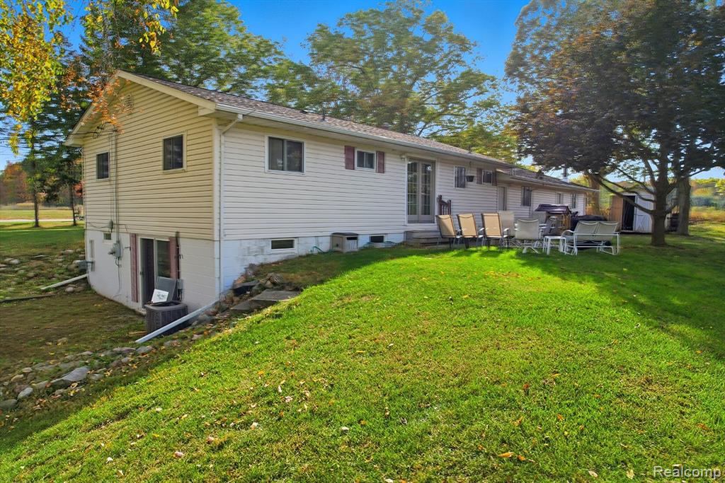 7195 Ormond Road, Davisburg, MI 48350 — Photo 9