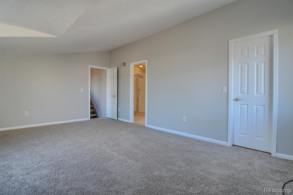 571 NEW TOWN Street W, Detroit, MI 48215 — Photo 19
