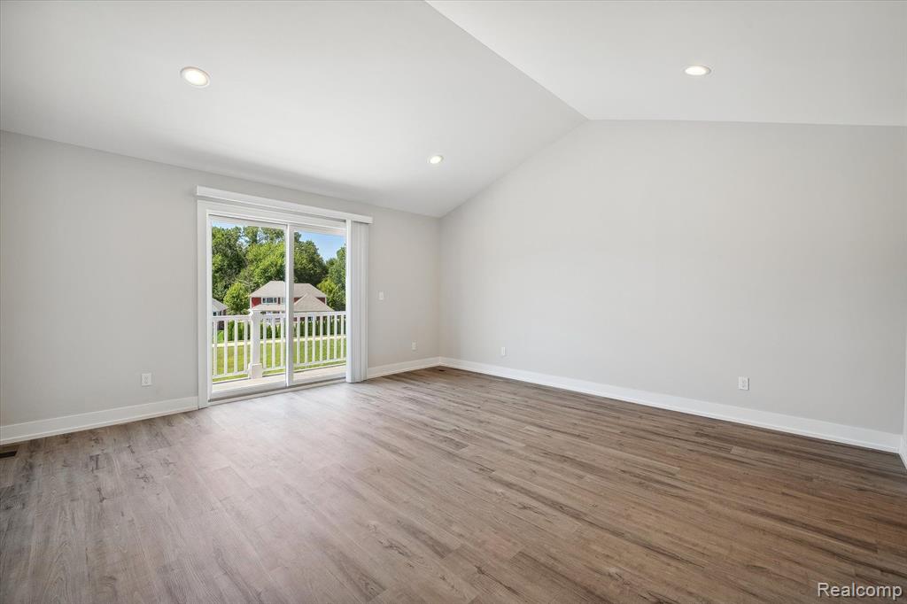 53761 CHAMPLAIN Street, Macomb, MI 48042 — Photo 26