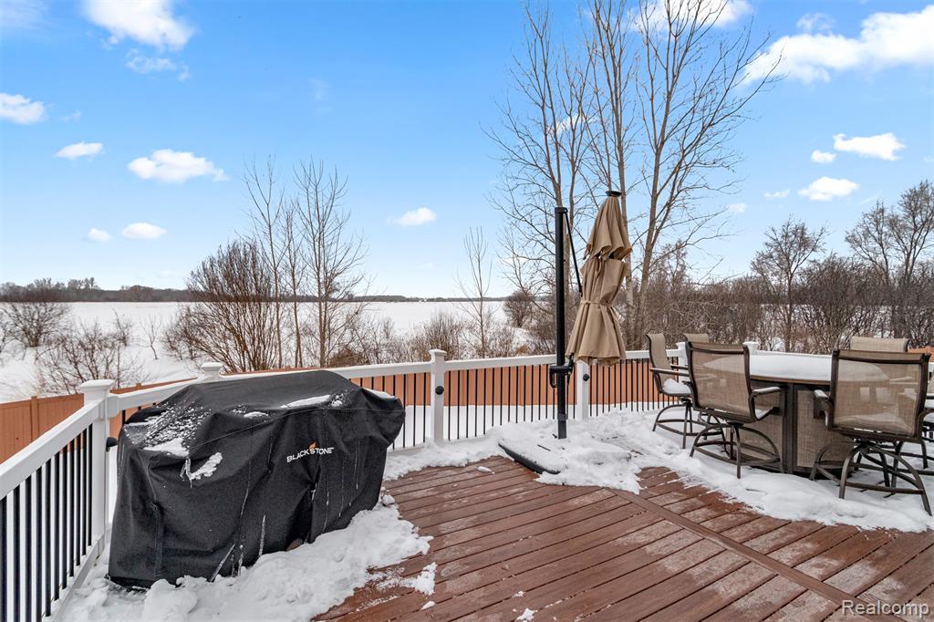 830 Lake Woods Drive, Canton, MI 48188 — Photo 44