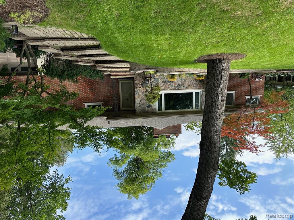 1700 Hamilton Drive, Bloomfield, MI 48302 — Photo 3
