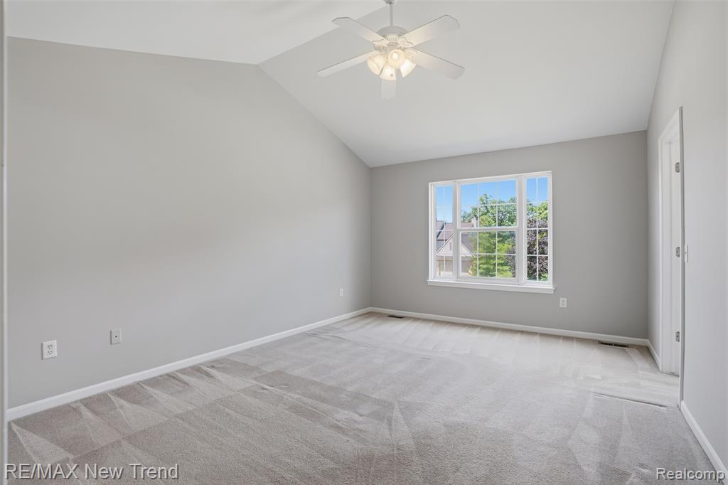 729 Akehurst Lane, White Lake, MI — Photo 30
