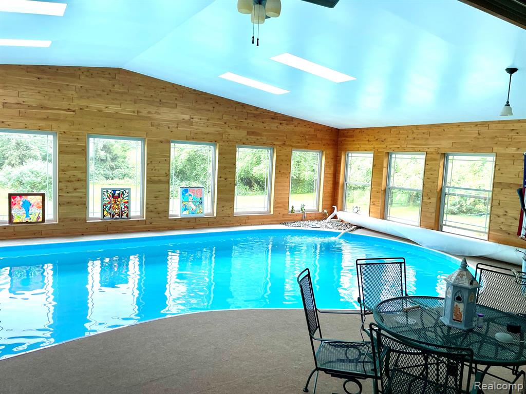 42015 WOODBROOK Drive, Canton, MI 48188 — Photo 15