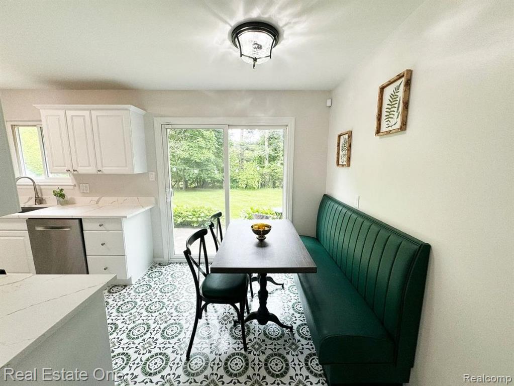 722 Miller Avenue, Rochester, MI 48307 — Photo 5