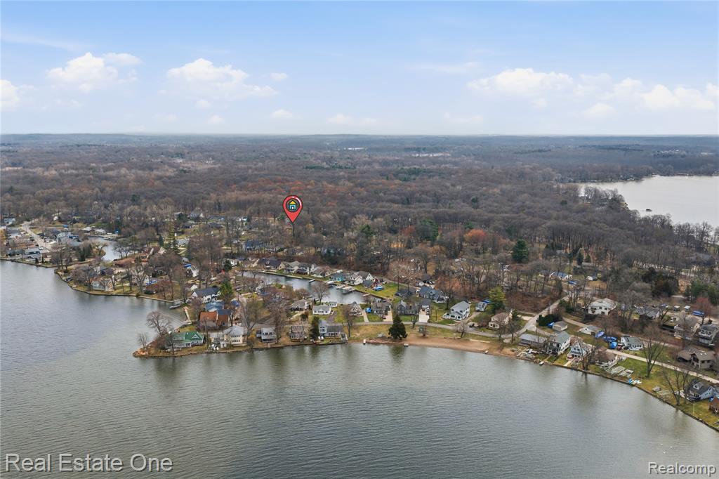 2276 Lakewood Way, Pinckney, MI 48169 — Photo 36