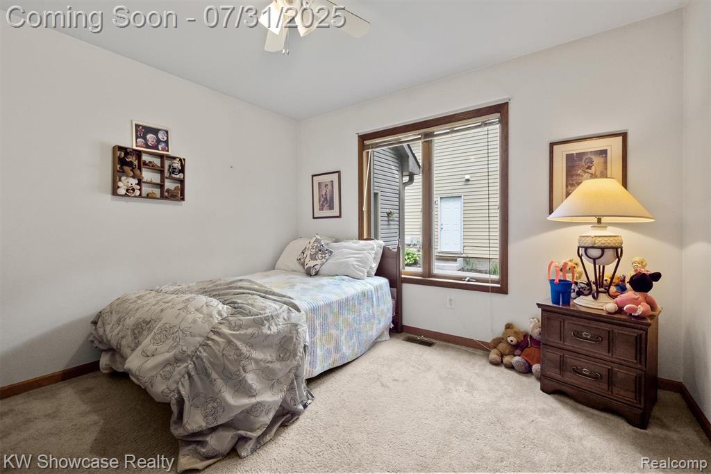 9523 Chaumont Drive, Commerce Twp, MI 48382 — Photo 14
