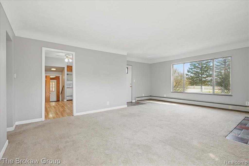 4426 MORRISH Road, Swartz Creek, MI 48473 — Photo 10