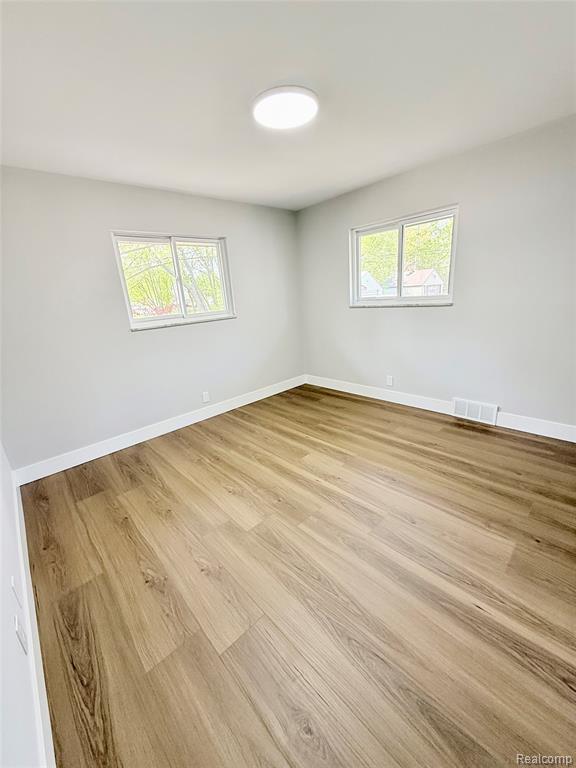 21805 Pleasant Avenue, Eastpointe, MI 48021 — Photo 29