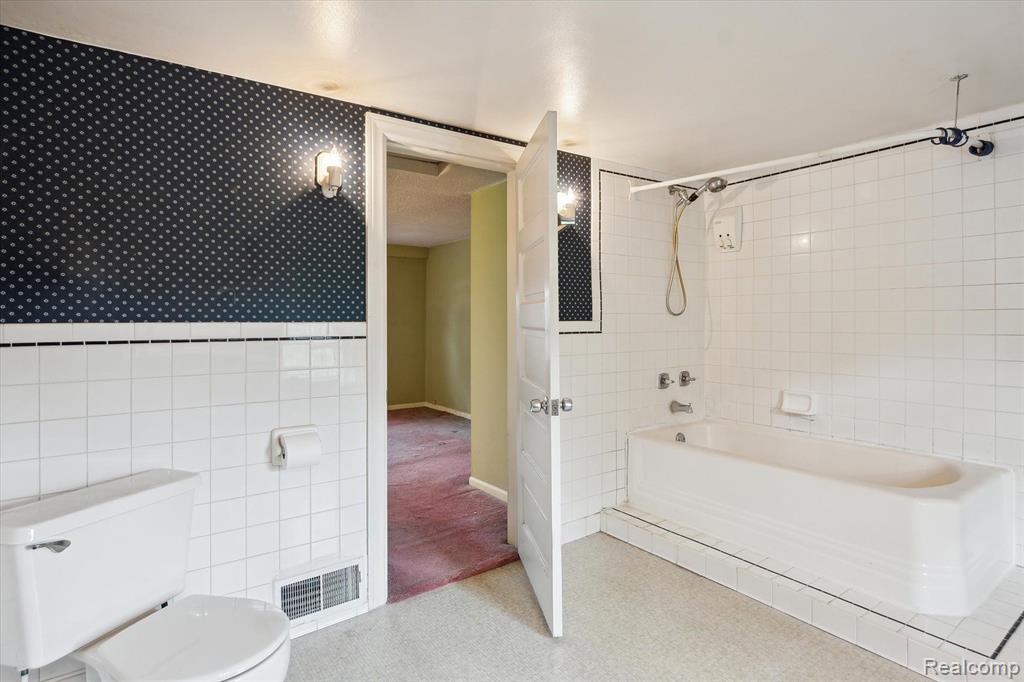260 S DEXTER Street, Pinckney, MI 48169 — Photo 58