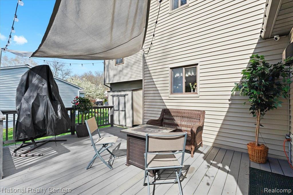 1018 FAIRWAY TRAILS Drive, Brighton, MI 48116 — Photo 39