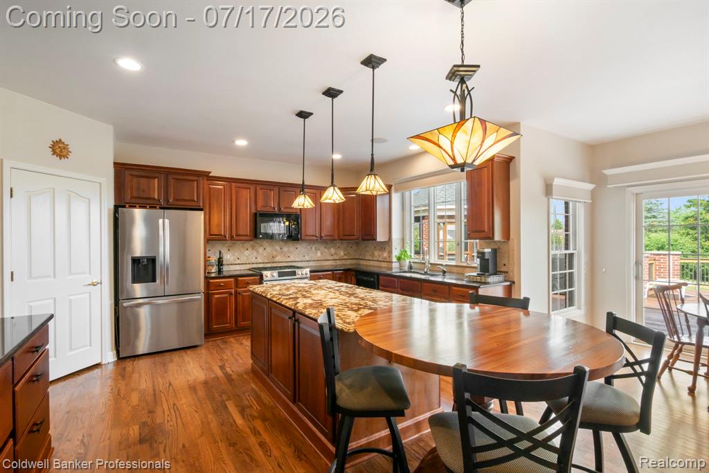 11460 Maple Valley Drive, Plymouth, MI 48170 — Photo 12