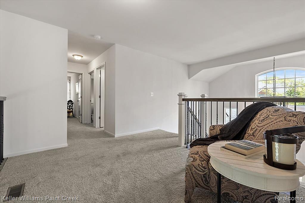 84 Greenan Lane, Lake Orion, MI 48362 — Photo 19