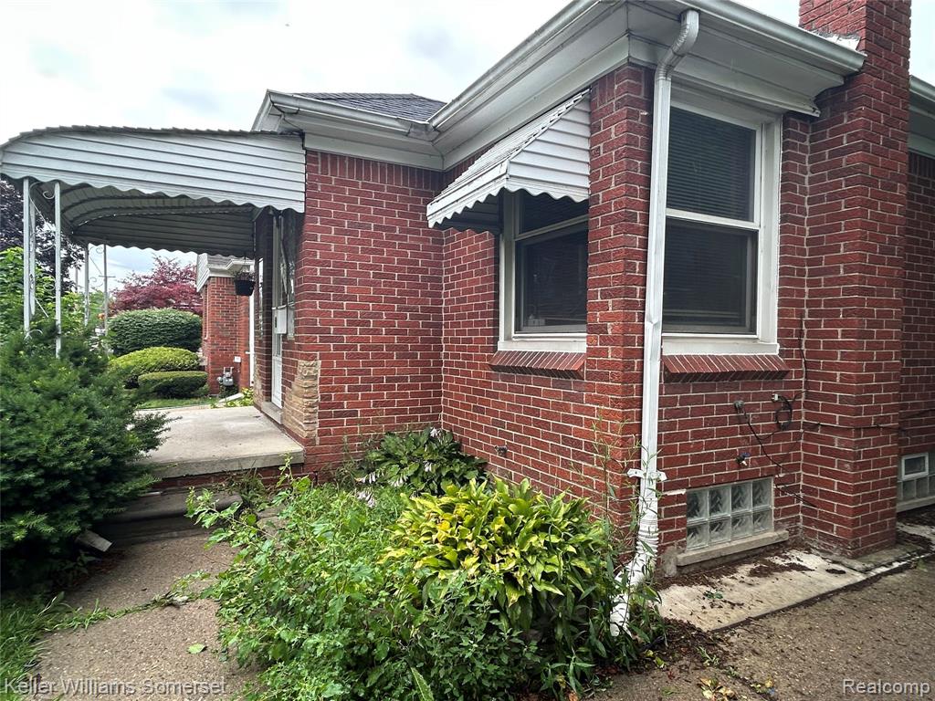 18573 Elkhart Street, Harper Woods, MI 48225 — Photo 2