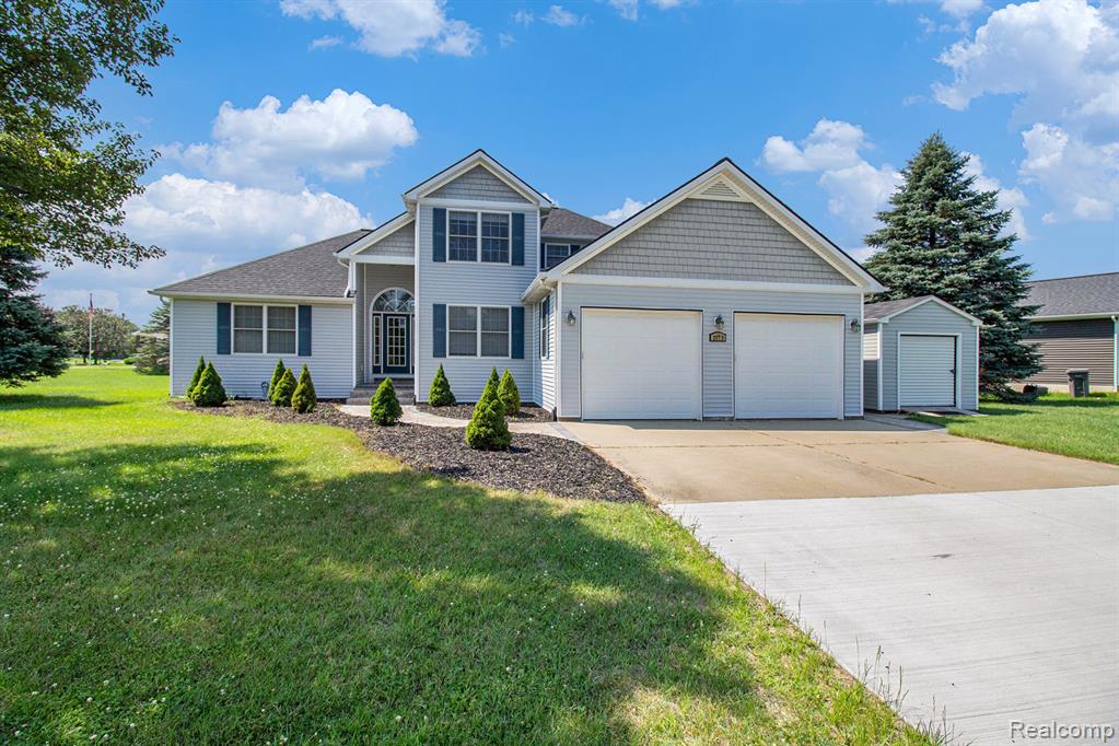 2173 Fawn Glen Circle, Lapeer, MI 48446 — front exterior