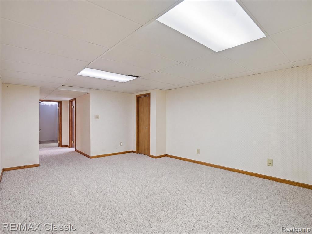 9116 Tecumseh Avenue, Redford, MI 48239 — Photo 25