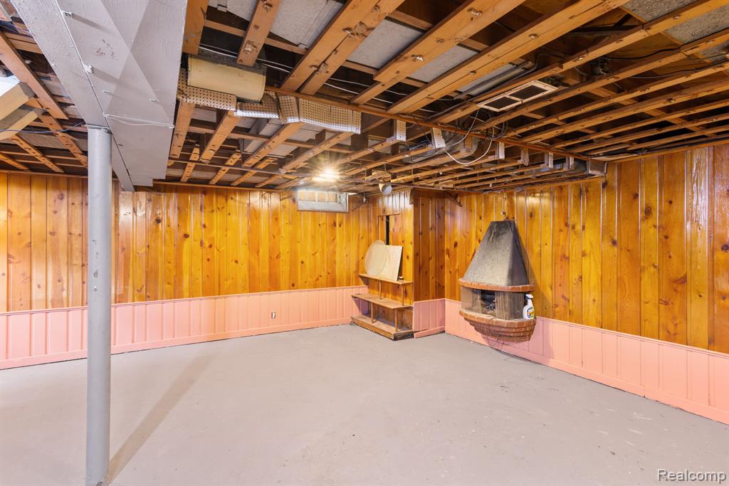 4399 COURVILLE Street, Detroit, MI 48224 — Photo 18