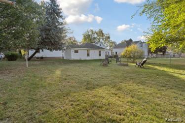 5108 McLain Street, Swartz Creek, MI 48473 — Photo 3