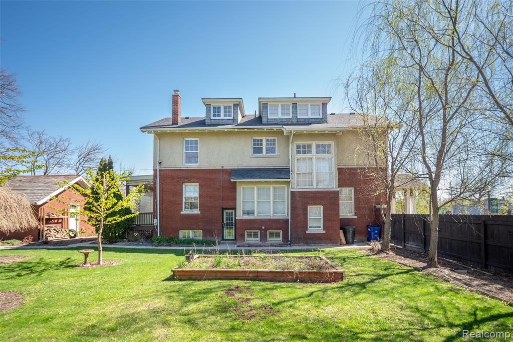22 Edison Street, Detroit, MI 48202 — Photo 46