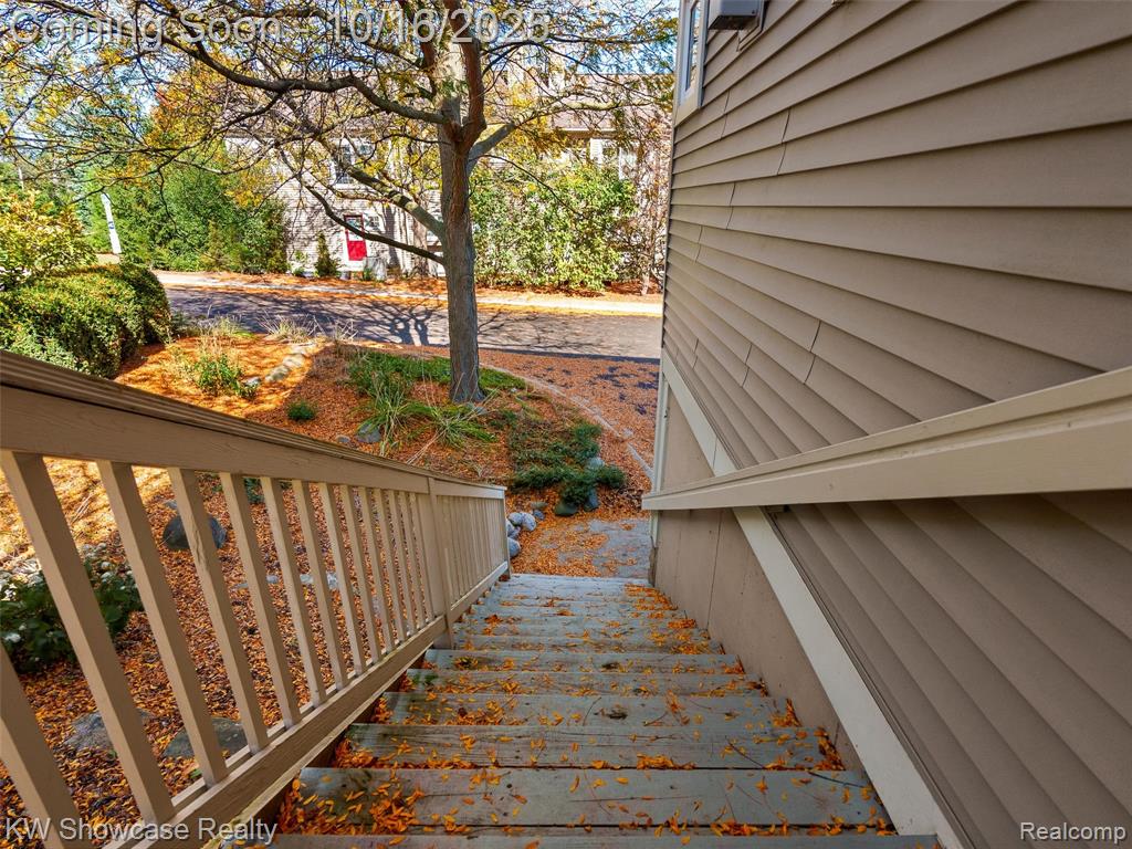 1053 Bluestem Lane, Ann Arbor, MI 48103 — Photo 32