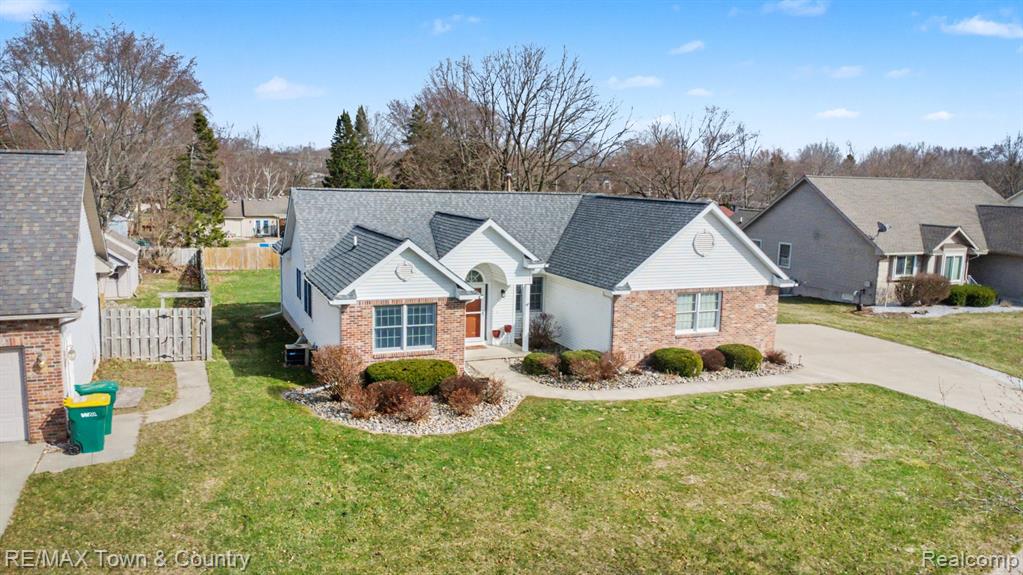 223 Primrose Lane, Flushing, MI 48433 — Photo 37