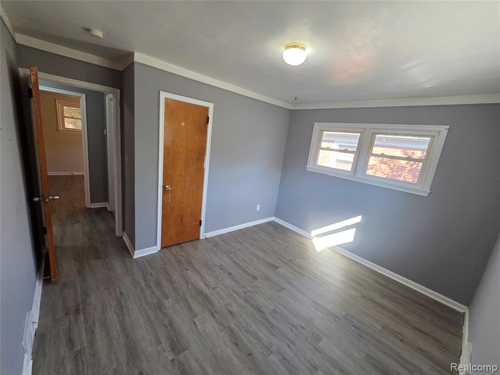 8960 Arnold Avenue, Redford, MI 48239 — Photo 11