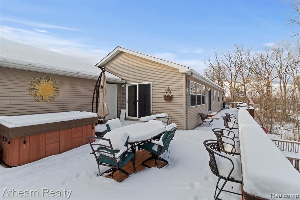 9023 Circle Lake Drive, Grand Blanc, MI 48439 — Photo 3