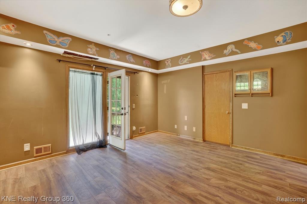 751 Maury Place, Howell, MI 48843 — Photo 22