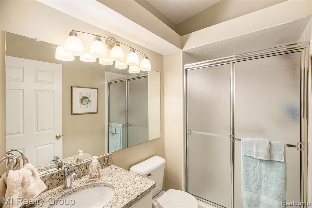 50317 Highpoint Court, Macomb, MI 48044 — Photo 14