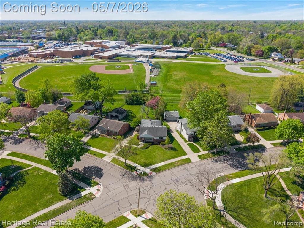 31881 Lamar Drive, Farmington, MI 48336 — Photo 46