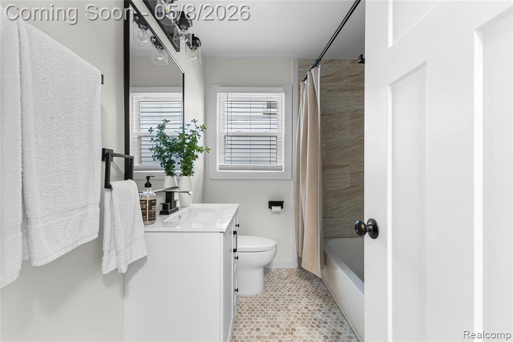 411 N Stephenson Highway, Royal Oak, MI 48067 — Photo 13