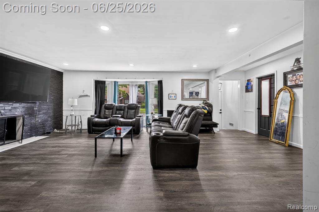 20101 Briarcliff Road, Detroit, MI 48221 — Photo 10