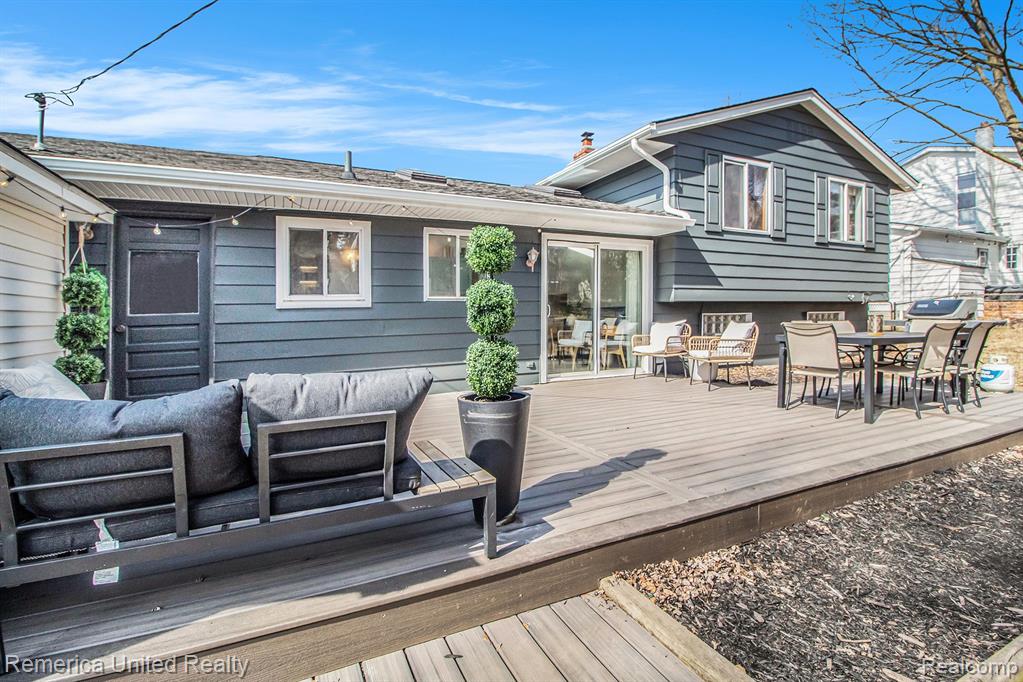 999 BYRON, Milford, MI 48381 — Photo 14
