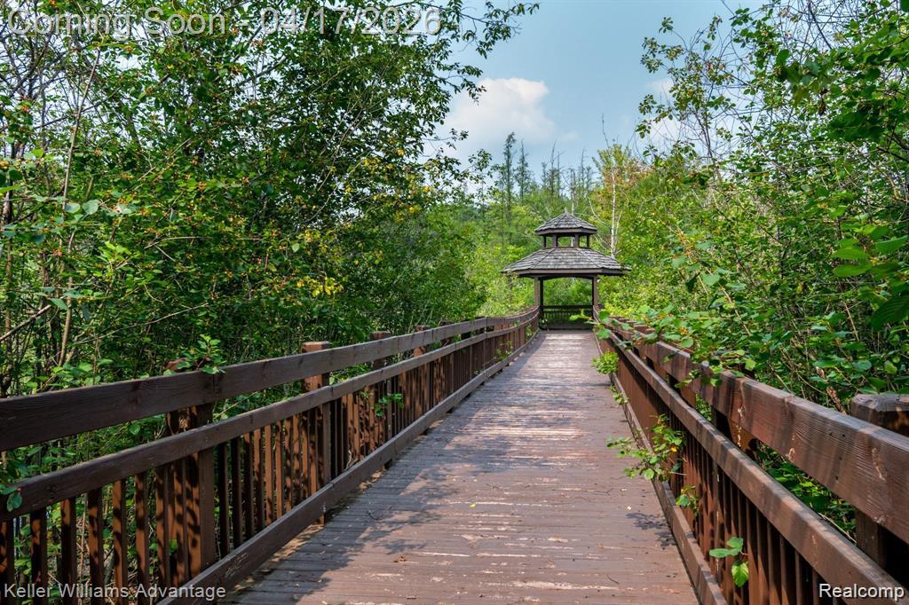 10993 Stoney Point Drive, South Lyon, MI, 48178