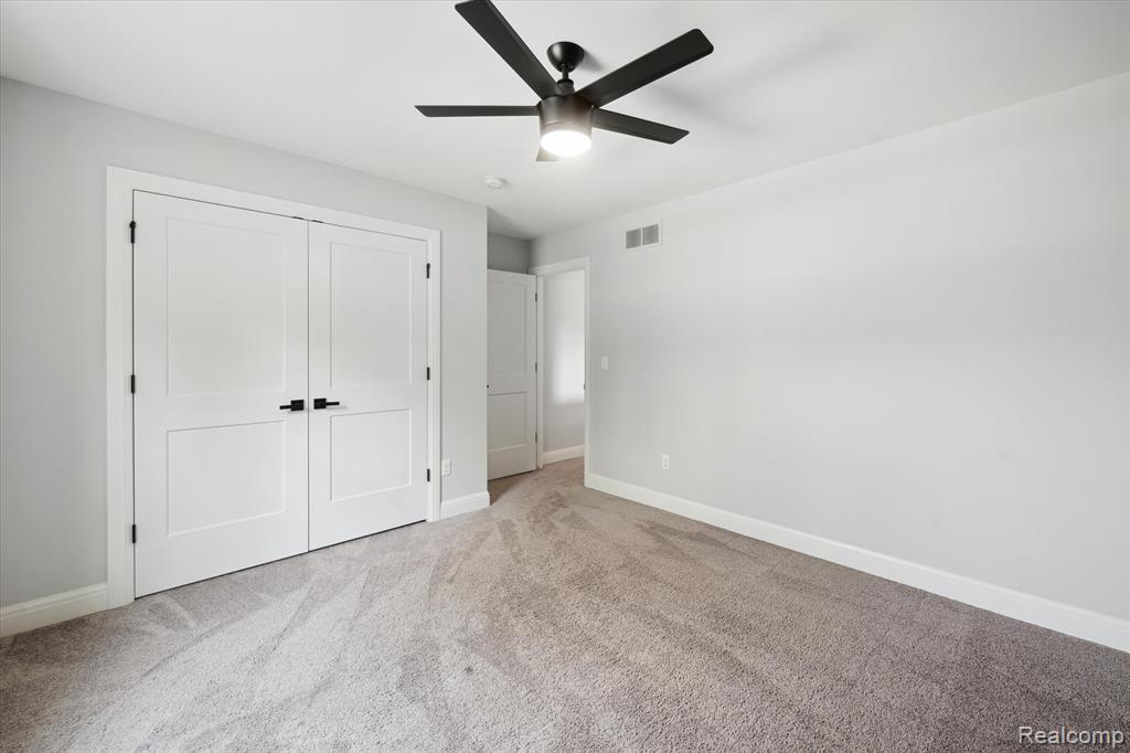 595 BRIGHTON LAKE RD, Brighton, MI 48116 — Photo 31