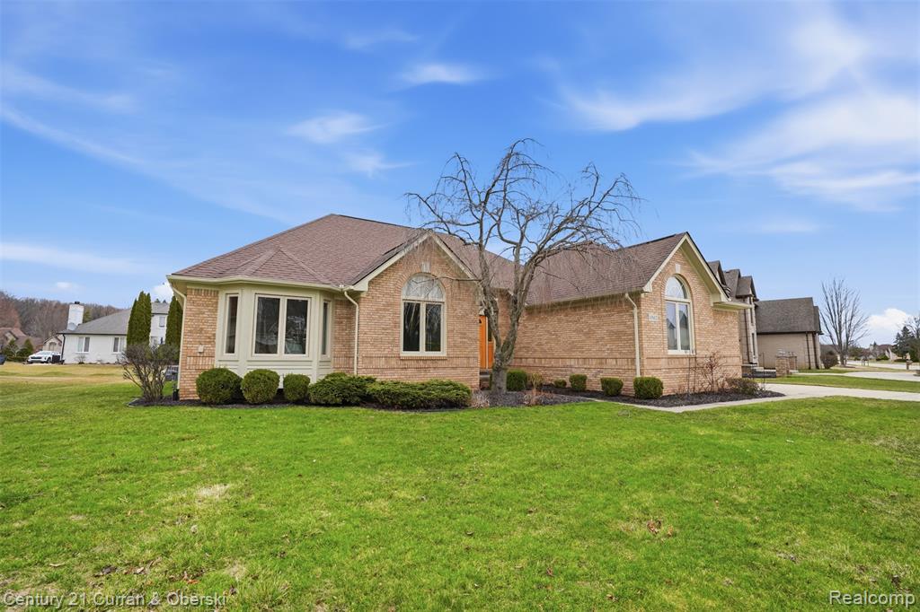 43612 Hoptree Drive, Sterling Heights, MI 48314 — Photo 2