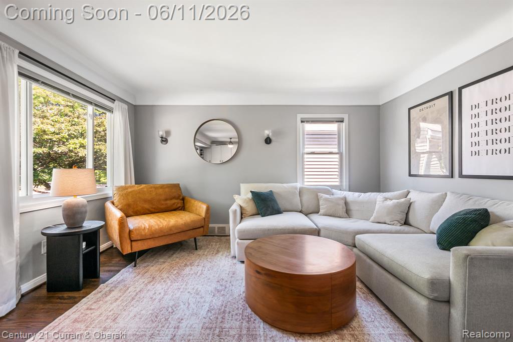 704 N Edison Avenue, Royal Oak, MI 48067 — Photo 12