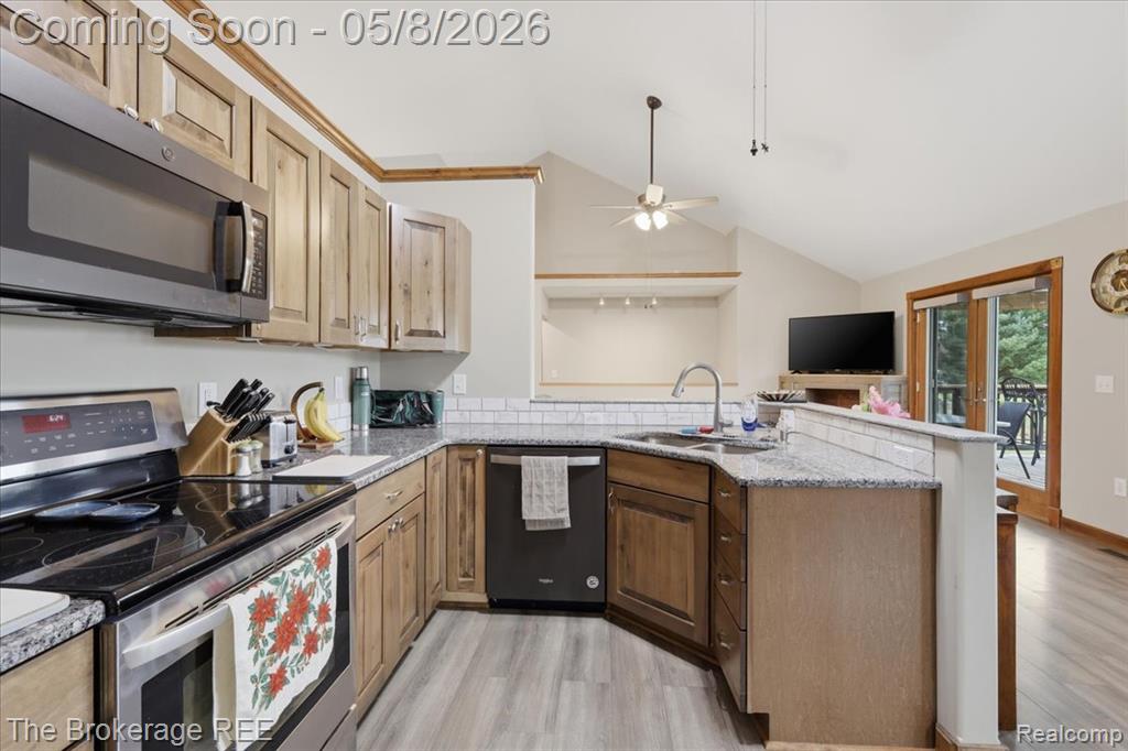 1520 Winslow Road, Attica, MI 48412 — Photo 24