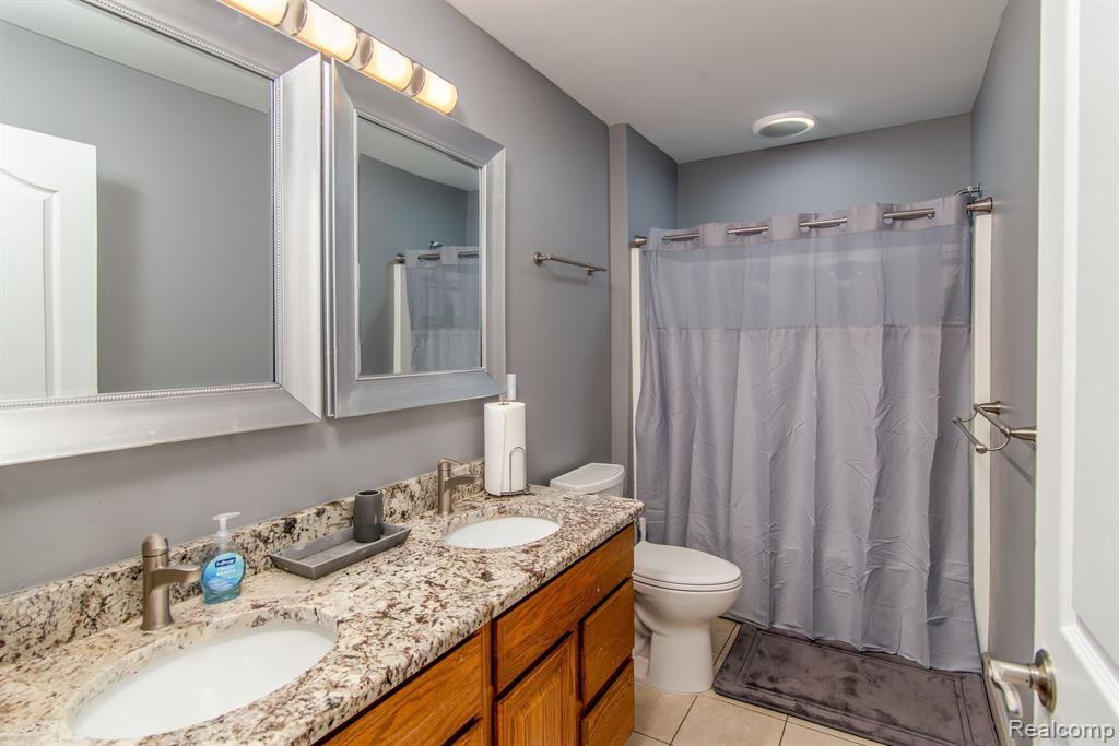 352 ELMINGTON, Canton, MI 48188 — Photo 28