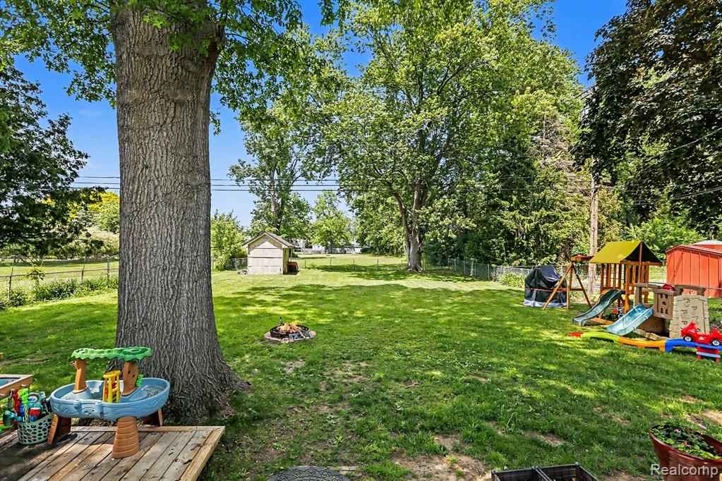 30212 Beechwood Street, Garden City, MI — Photo 22