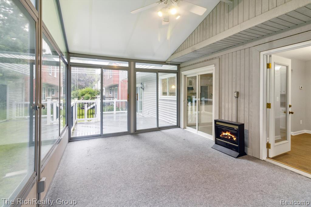 43101 LANCELOT Drive, Canton, MI 48188 — Photo 25