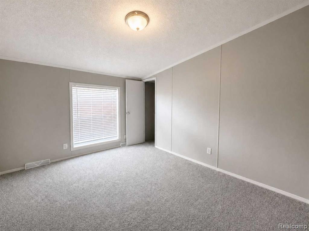 2183 Water Ridge Drive, Newport, MI 48166 — Photo 23