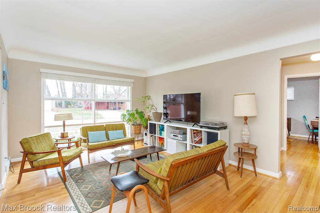 24460 Rosewood Street, Oak Park, MI 48237 — Photo 10